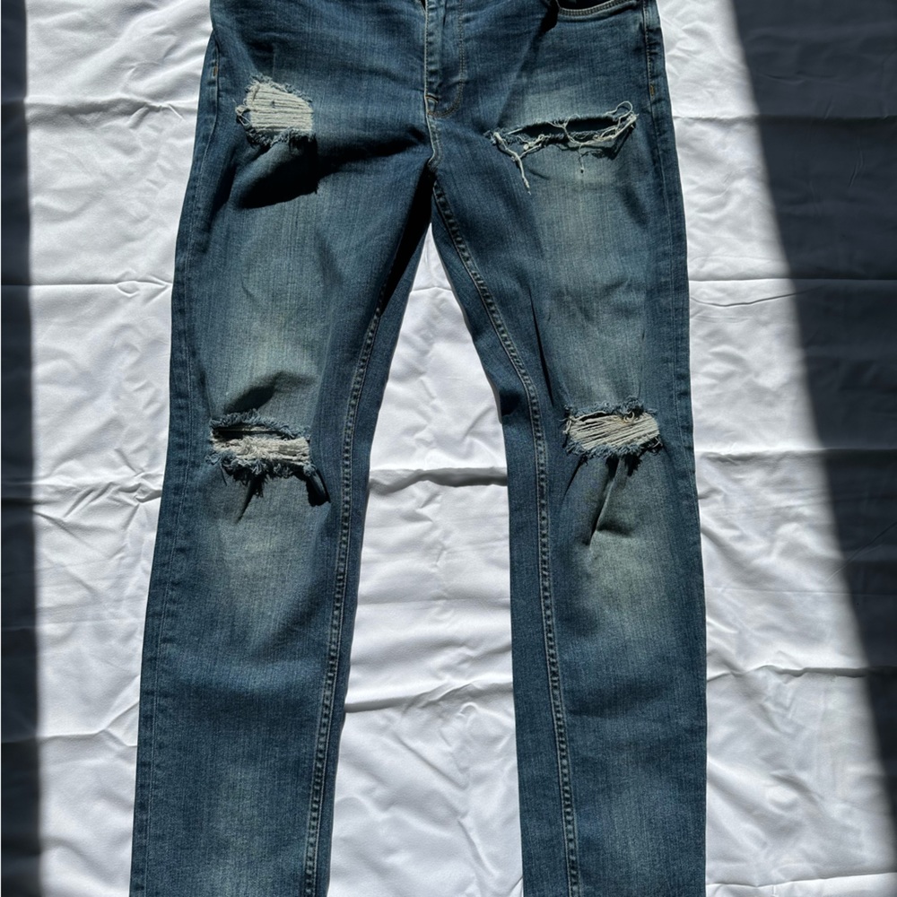 Distressed Jeans